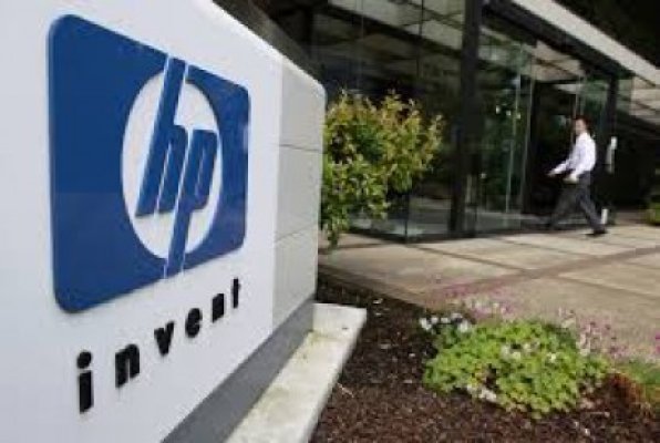Hewlett-Packard a mărit salariul directorului general de la un dolar la 1,5 milioane dolari